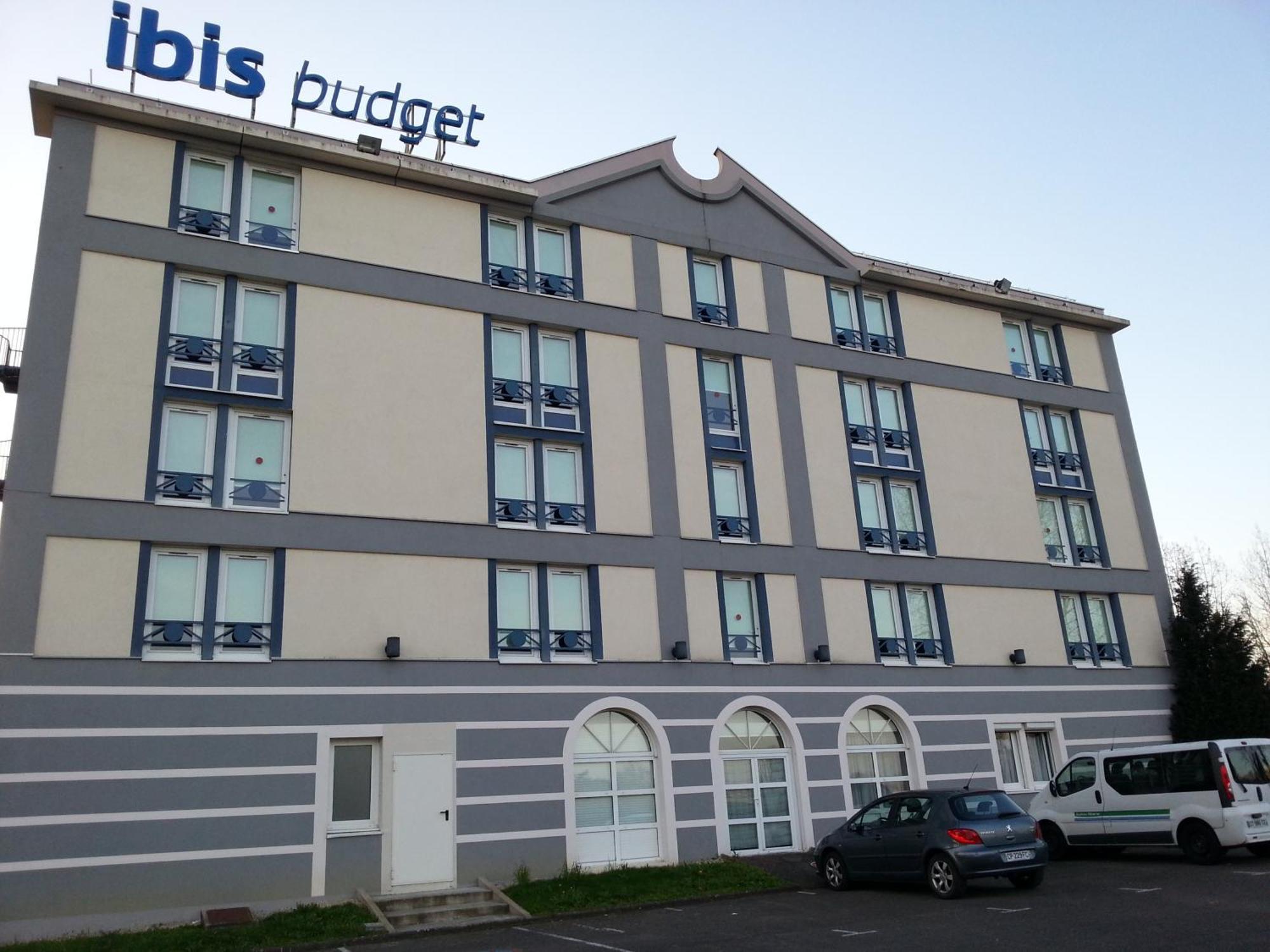 Hotel Ibis Budget Nantes Ouest Atlantis Couëron エクステリア 写真